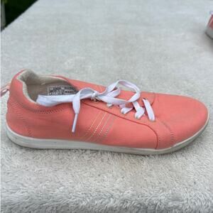 Vionic Beach Sneakers 9 Peach Papaya Lace Up Stinson